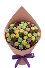 Na obrázku je velikost L